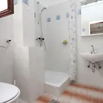 Apartment By The Sea - 8219