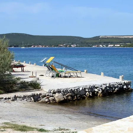 By The Sea - 8219 Pašman