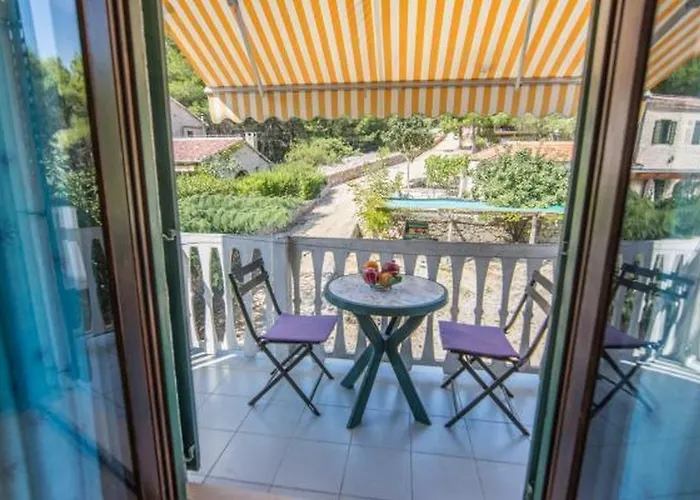 By The Sea - 8219 * Пашман